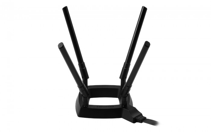 Qnap QWA-AC2600 (Bild: Qnap)